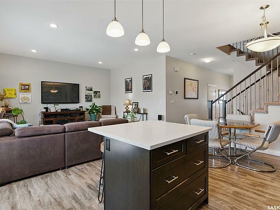 5th image of 115 Salloum Cres #309