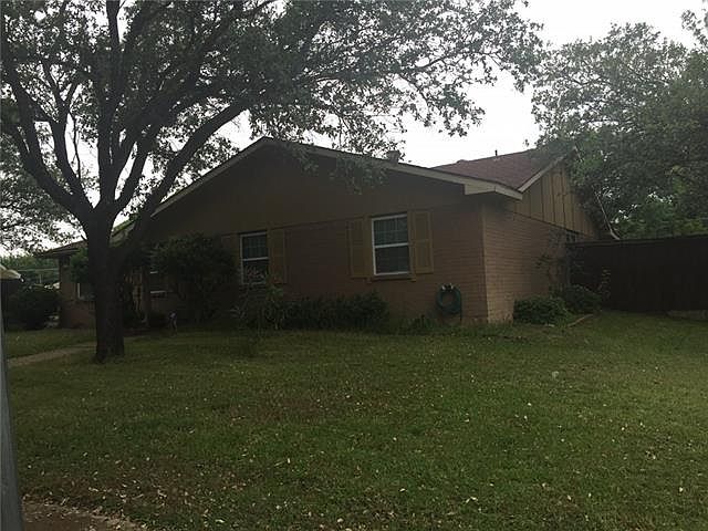 2nd image of 3401 Elm Dr