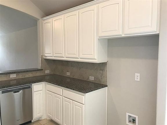 4th image of 2565 Weatherford Heights Dr