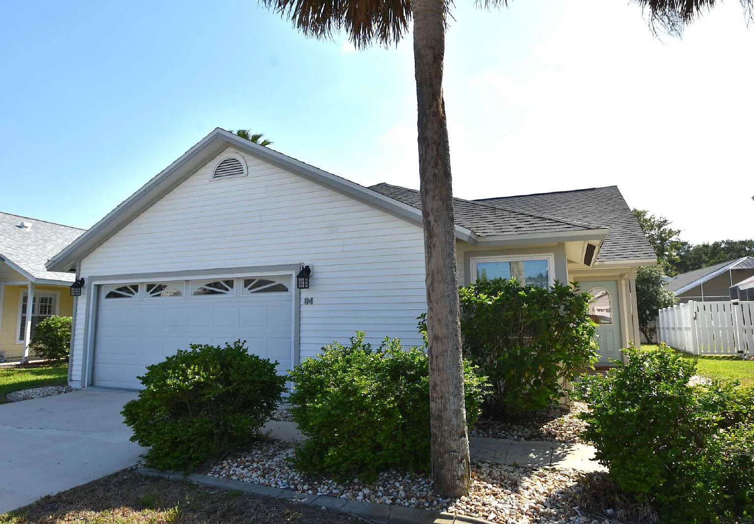 3 bed, 2.0 bath, 1553 sqft, $2,700 — Photo 1
