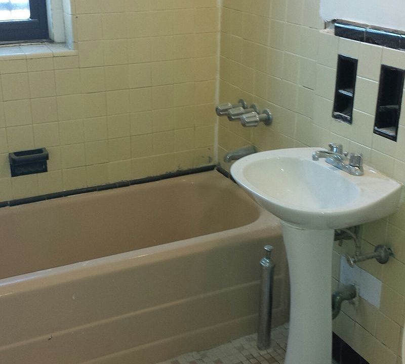 2nd image of 600 E 26th St APT 2B