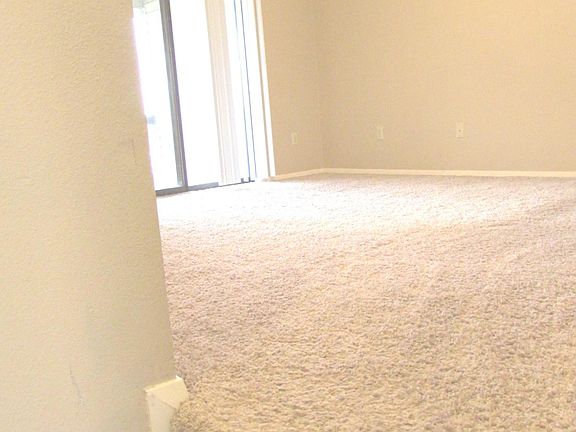 3rd image of 3636 Greenacres Dr #136