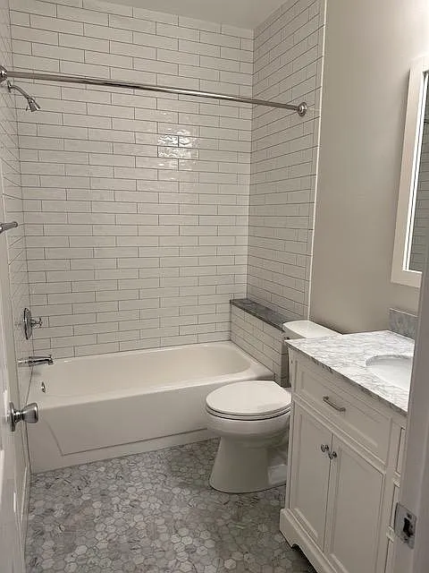 2 bed, 969 sqft, $2,600 — Photo 2