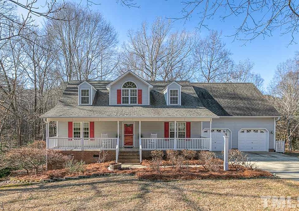 1st image of 421 Hogan Cir