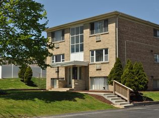 1614 Ogden Ave APT D, Downers Grove, IL 60515