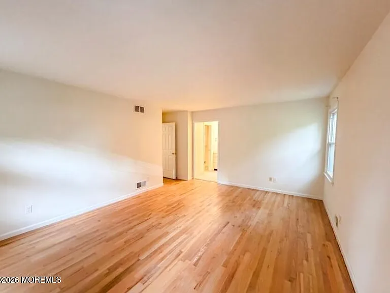 104 Wexford Way — Photo 10