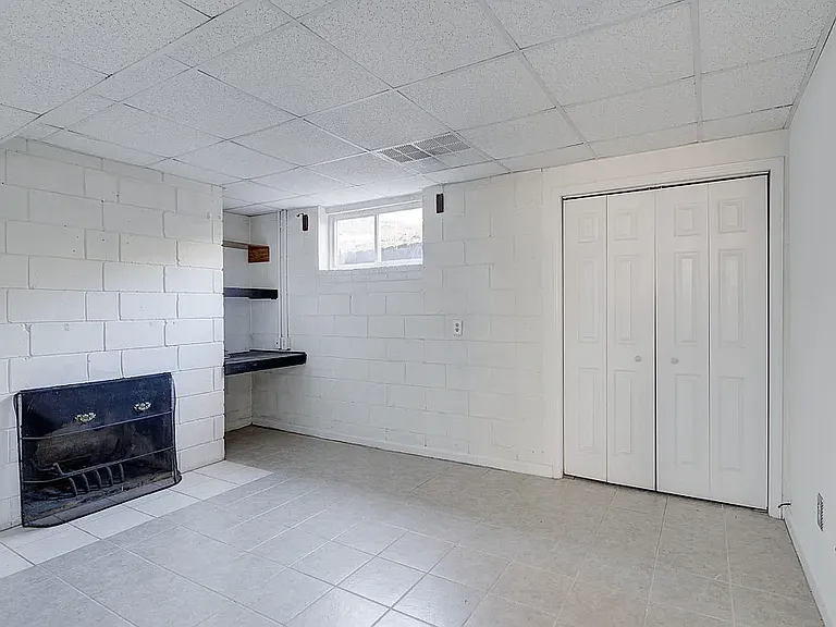 514 Hillsborough St — Photo 11