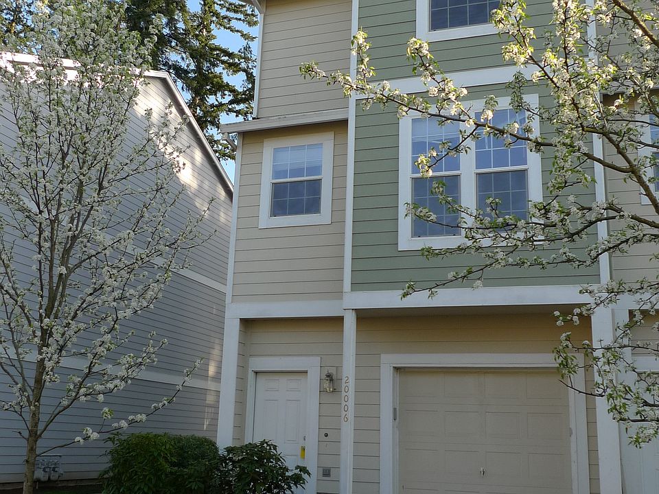 front view of the house - end unit