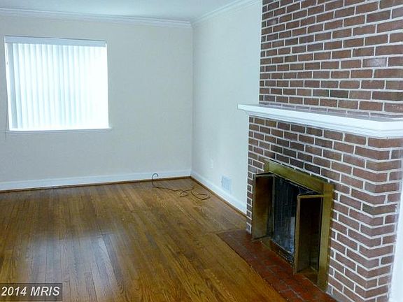 5th image of 1003 N Harrison St