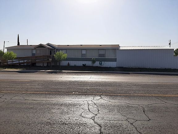 3rd image of 602 Magnolia Blvd