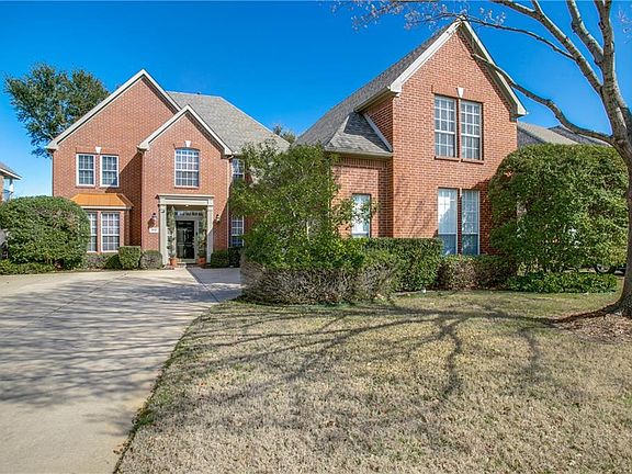 3rd image of 912 Basilwood Dr