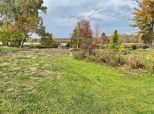 5243 N Blue Lake Rd, Churubusco, IN 46723