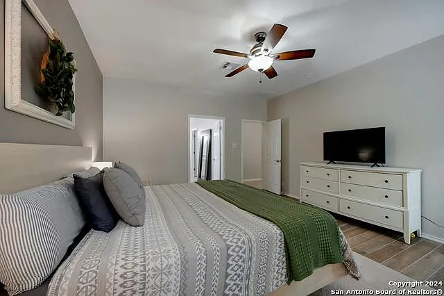 2605 Patron Vlg — Photo 22