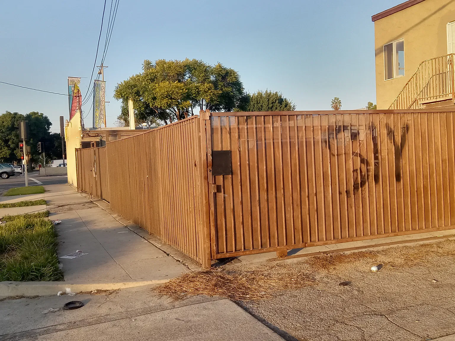 2 bed, $1,900 — Photo 3