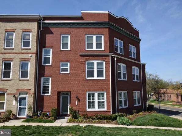 8922 Center St, Manassas, VA 20110