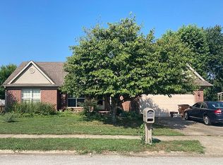 776 Eureka Dr, Versailles, KY 40383