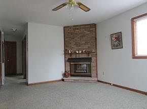 3rd image of 605 W Wendell St