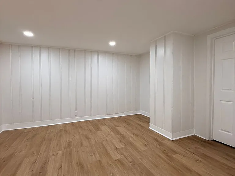 3556 N Wareingwood Dr — Photo 4