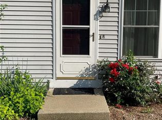 453 Bayonet St UNIT 8, New London, CT 06320