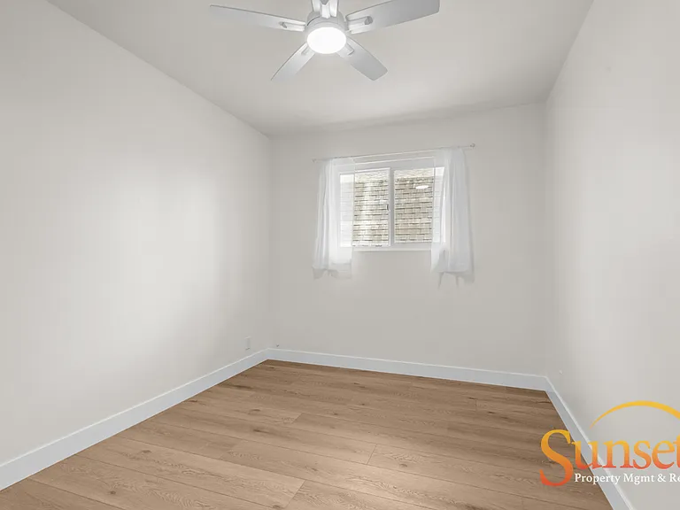 8848 Harness St — Photo 18