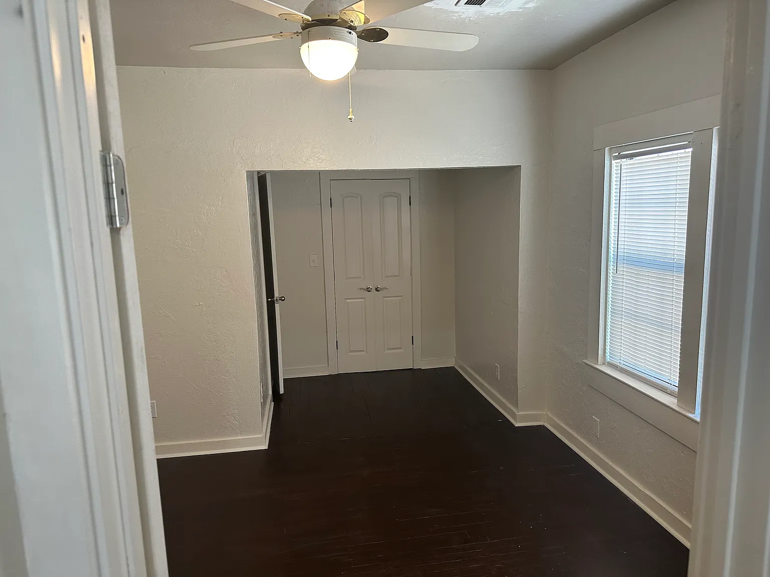 3 bed, 1300 sqft, $1,285 — Photo 3