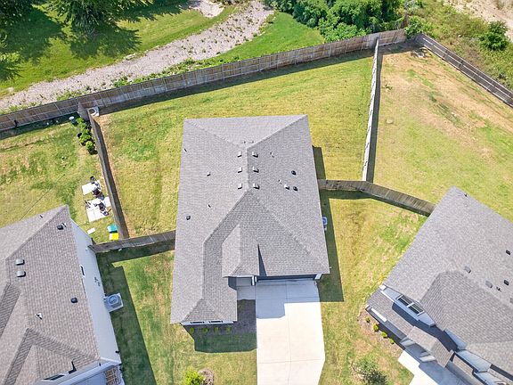 4th image of 1106 Sky Summit Ct