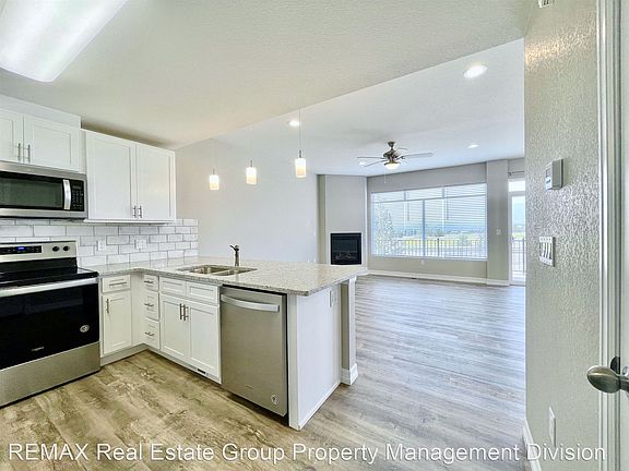 2nd image of 619 Brambleberry Hts #2