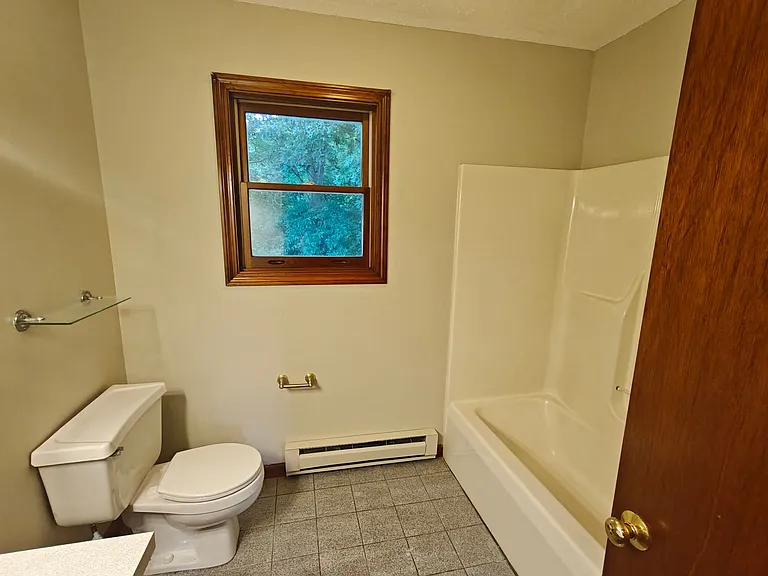 42-44 Lyric Ave — Photo 10