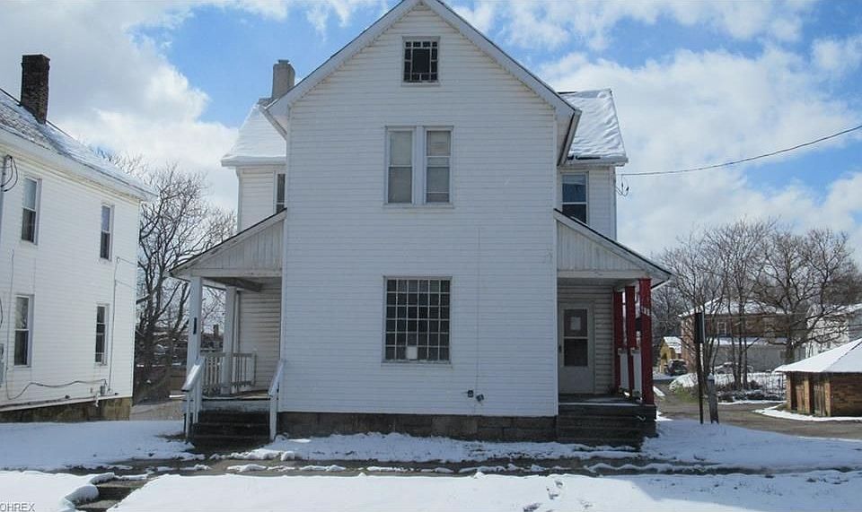 1st image of 413&415 S Broadway Ave