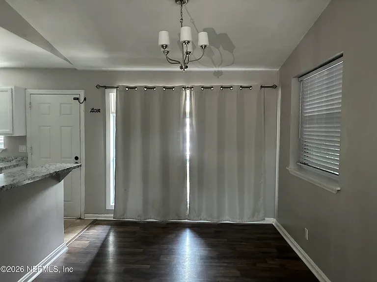 1739 Cesery Blvd — Photo 8