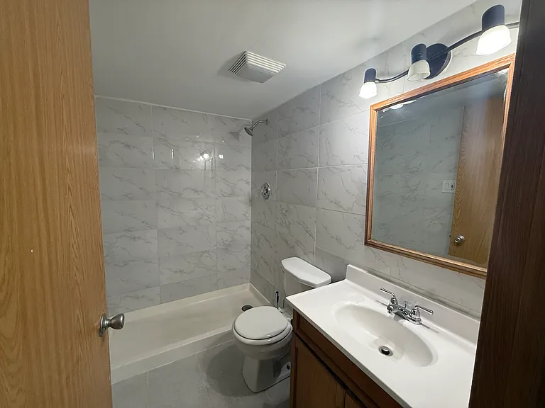 1954 Nautilus Ln — Photo 11