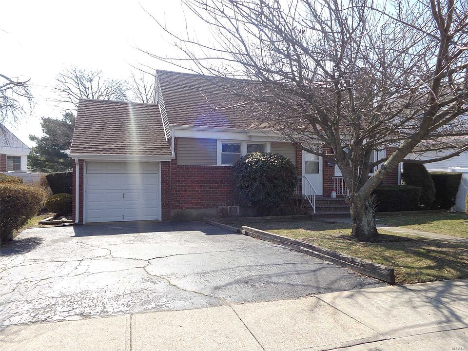 1st image of 1684 Little Neck Ave