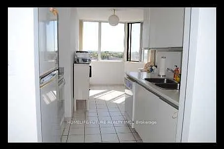 80 Alton Towers Cir #702 — Photo 3