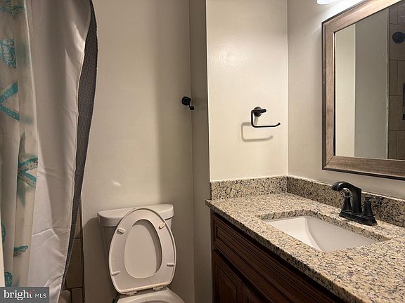 4th image of 4402 Sellman Rd