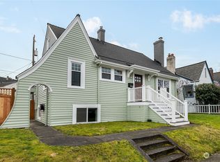 7638 Winona Ave N, Seattle, WA 98103