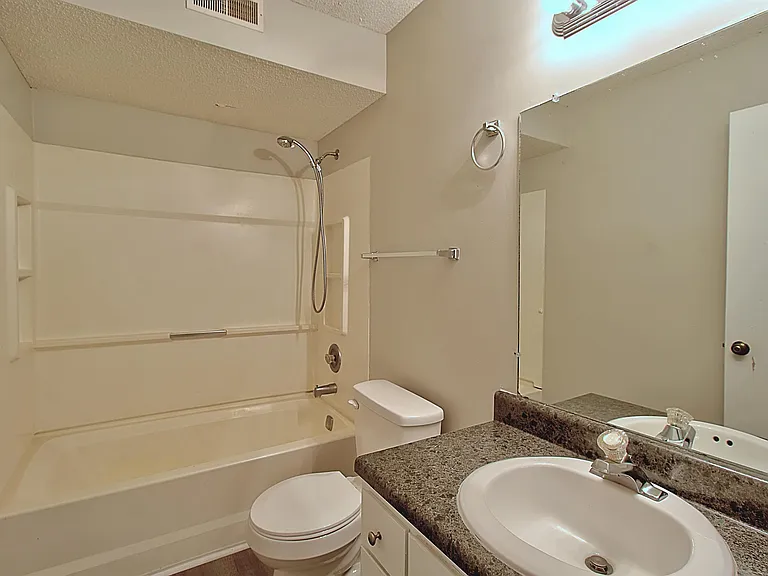 910 Brett Dr #133 — Photo 16