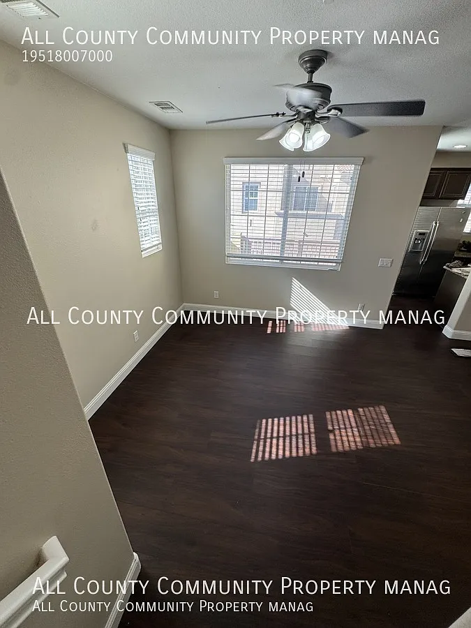 3 Bed 2.5 Bath - 3 Level Townhome for Rent in Temecula — Photo 3
