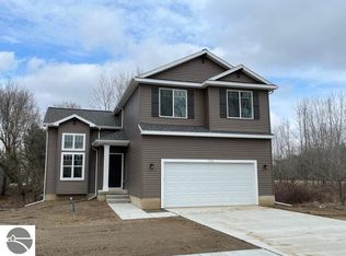 713 Little Creek Path, Perry, MI 48872