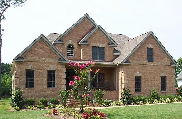 NEW LISTING. Large, High Quality Suite, ALL Utilities Paid, Perfect for Active Military Bachelor/Geo-Bachelor.