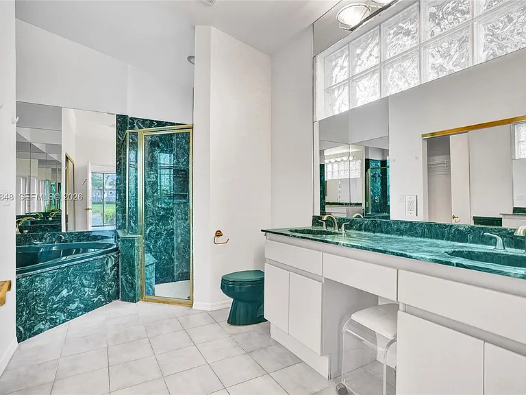 10800 Haydn Dr — Photo 10