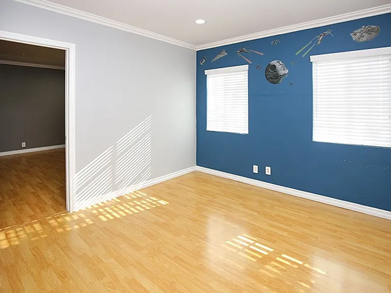 7400 Blewett Ave — Photo 14