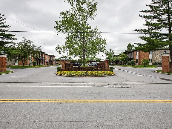 2nd image of 2601 Hillsboro Pike APT F12