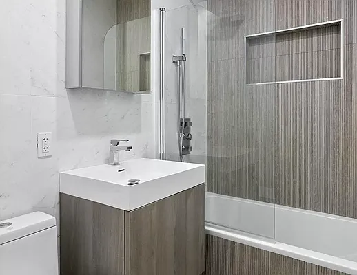 Rented by Bohemia Realty Group | media 11