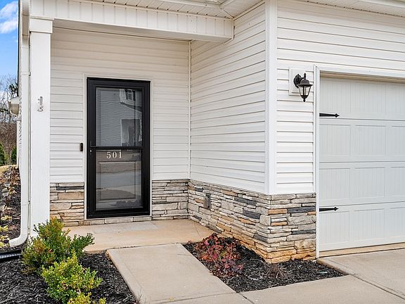 4th image of 501 Baycraft Ln