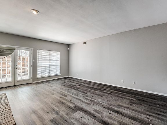 5th image of 3605 Hidden Dr APT A5