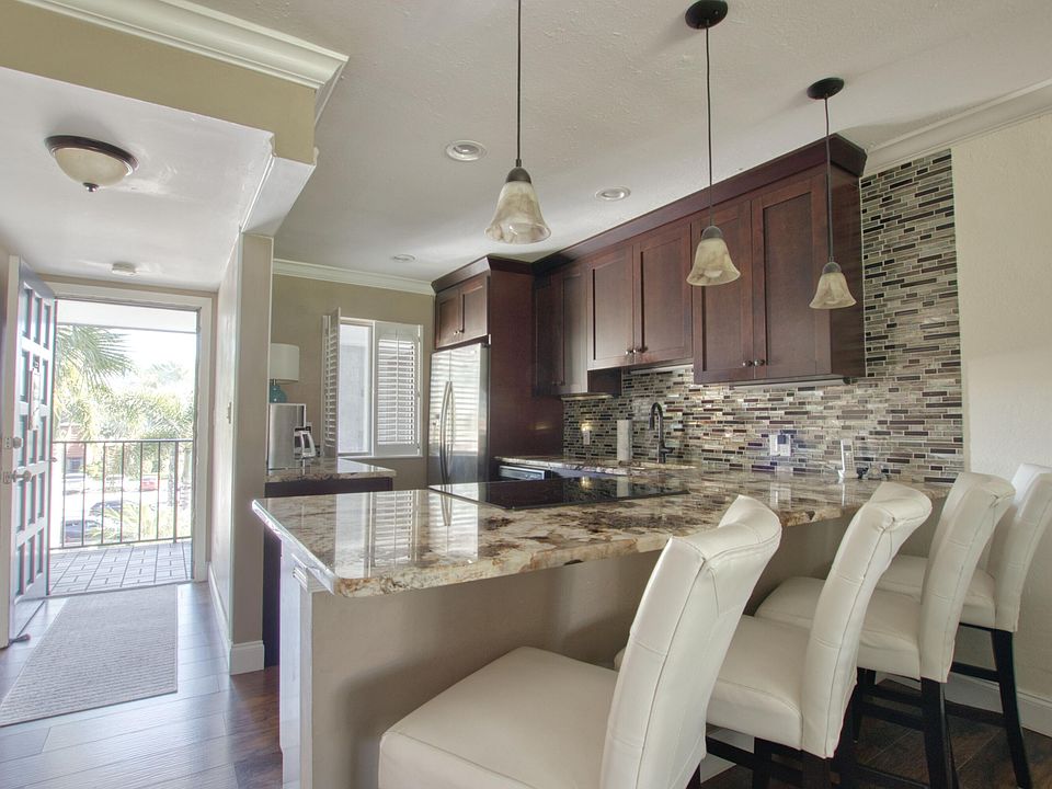 1st image of 4465 Luxemburg Court #305