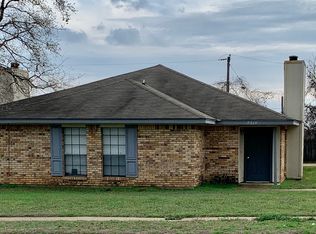 5710 Ranchogrande Dr, Arlington, TX 76017