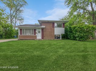 594 Yorktown Rd, Chicago Heights, IL 60411