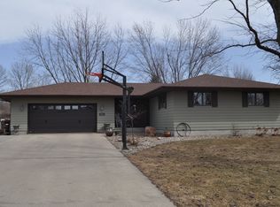 608 S Main Ave, Brandon, SD 57005