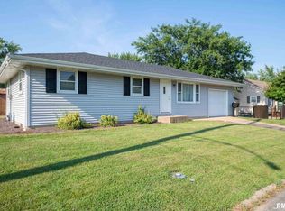 1601 Willow St, Pekin, IL